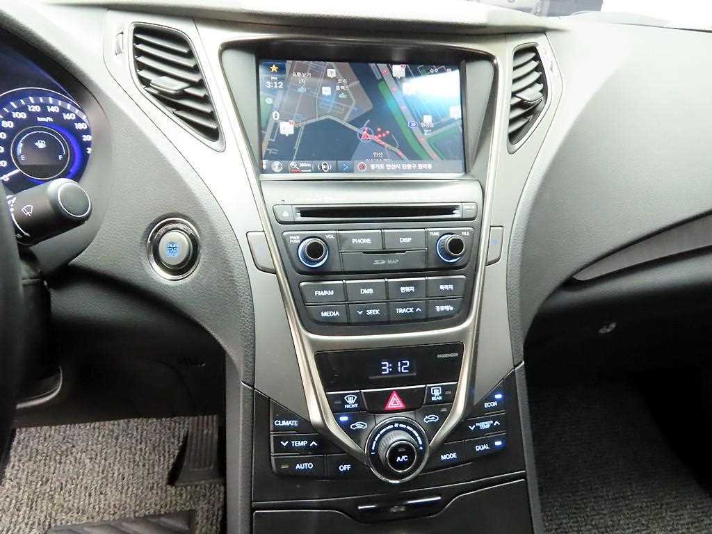 HYUNDAI Grandeur - Vista 9