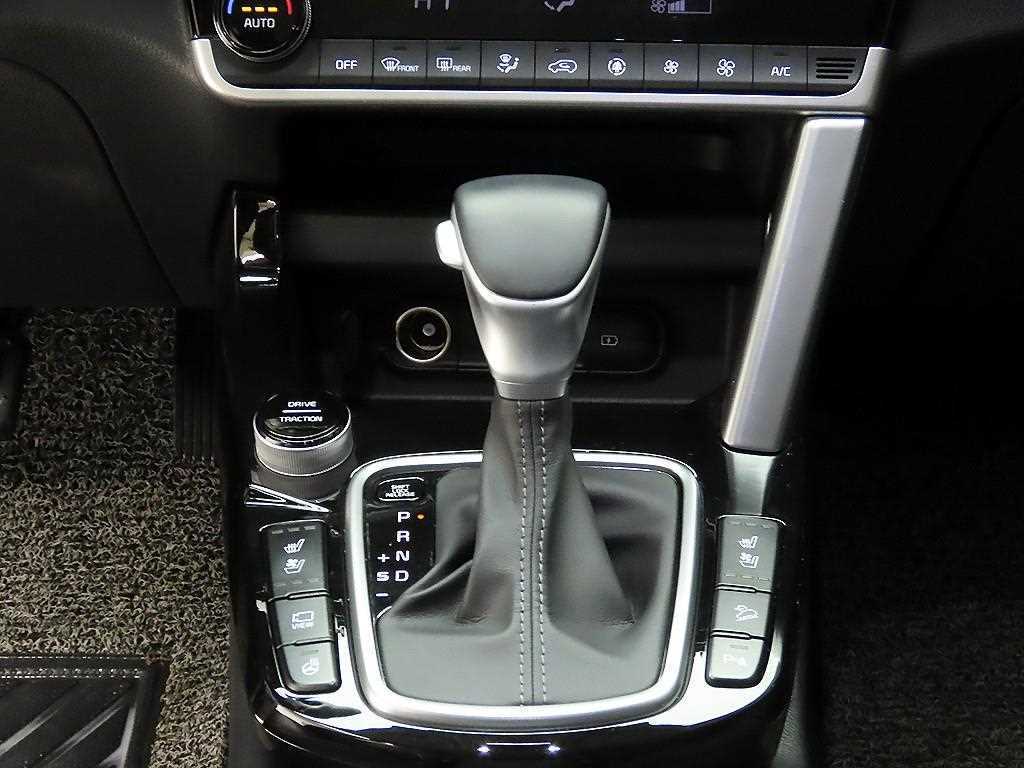 KIA Seltos - Vista 9