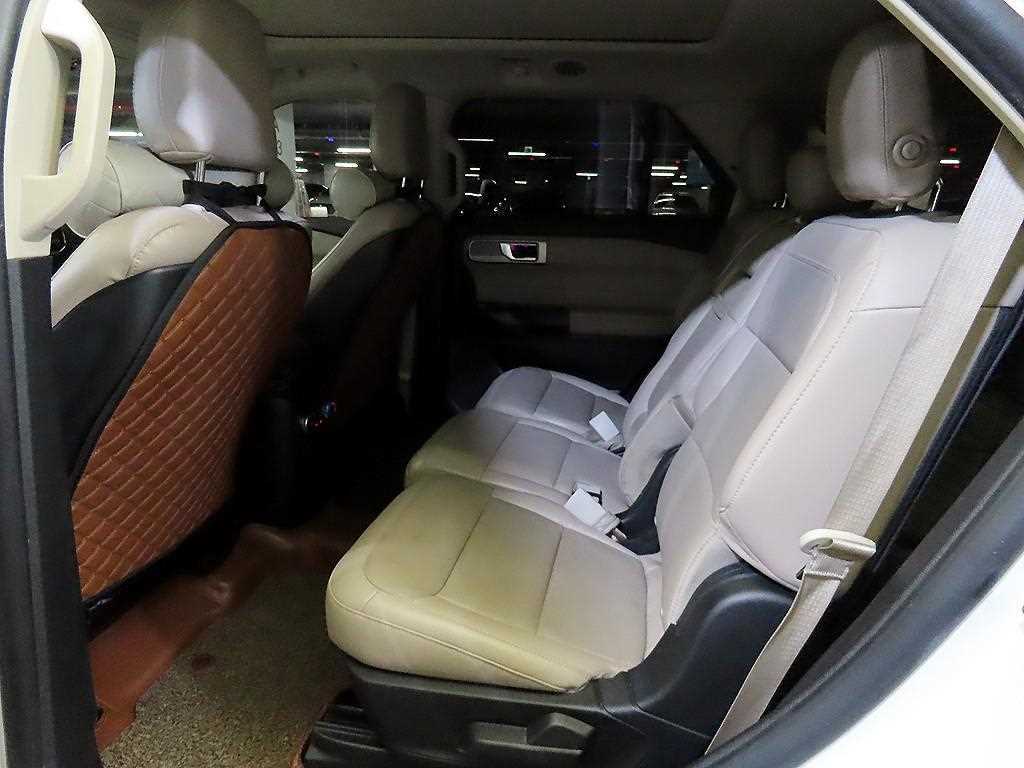 Ford Explorer - Vista 7