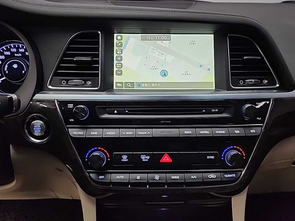 HYUNDAI Aslan - Vista 10