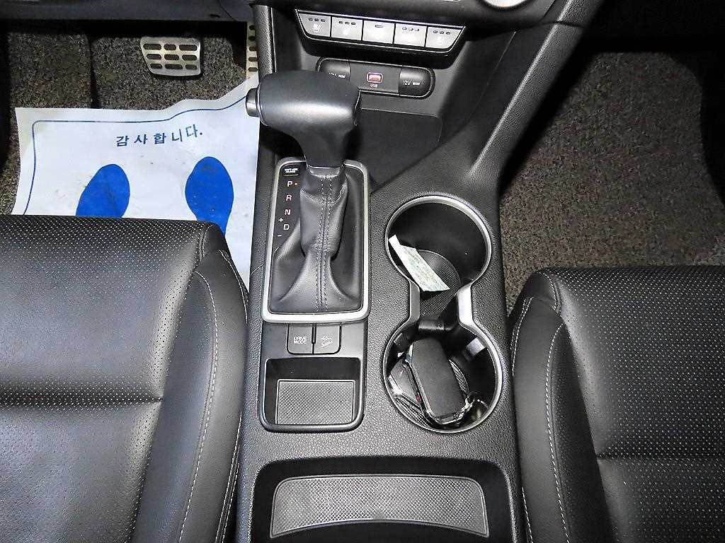 KIA Sportage - Vista 12