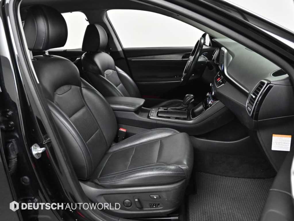 HYUNDAI Grandeur - Vista 10