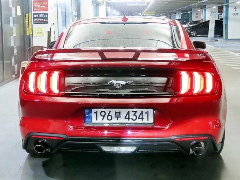 Ford Mustang - Vista 5