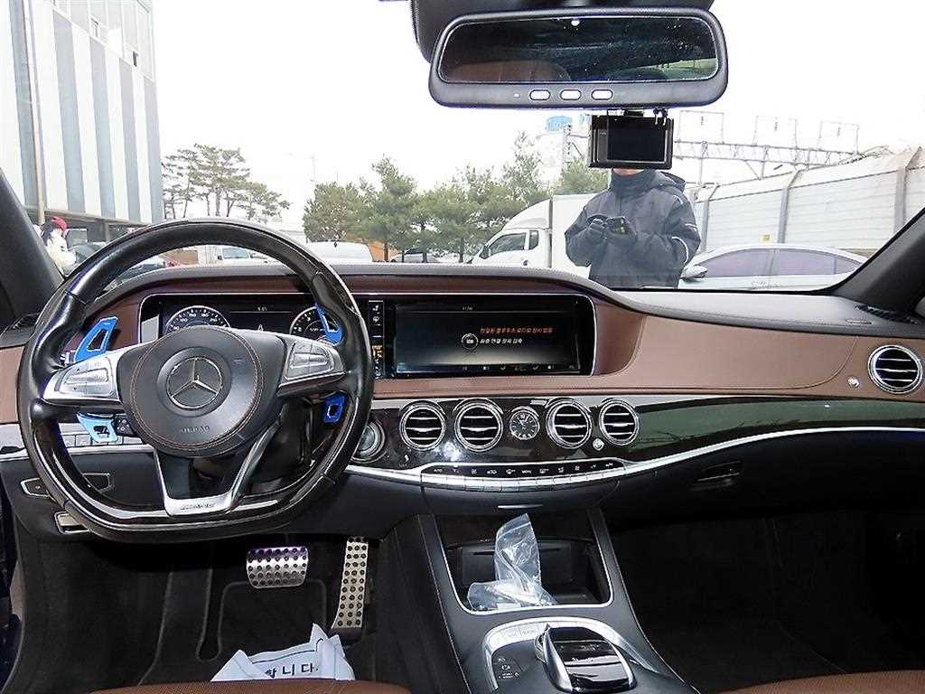 Mercedes Benz S Class - Vista 7