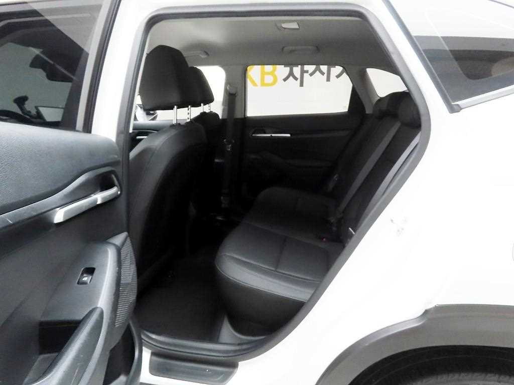 KIA Seltos 2023 Blanco - Importación desde Corea - HF Imports Iquique - Foto 14