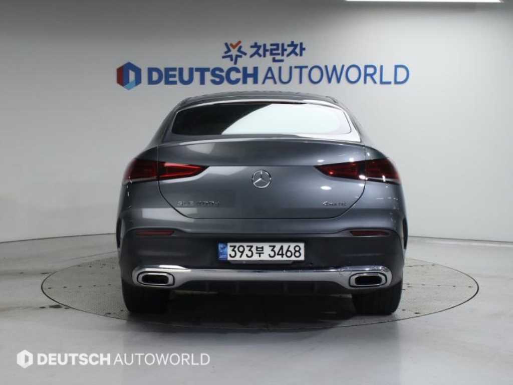 Mercedes Benz GLE Class - Vista 4