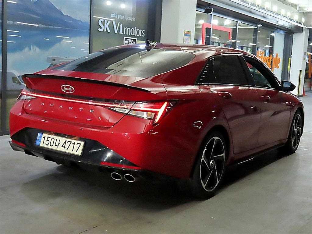 HYUNDAI Avante - Vista 4
