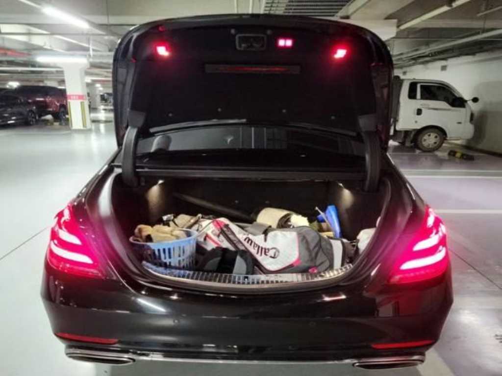 Mercedes Benz S Class - Vista 3