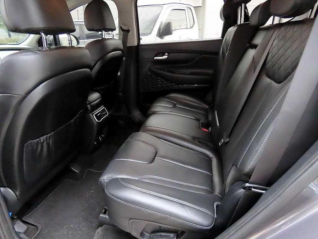 HYUNDAI Santa Fe - Vista 6