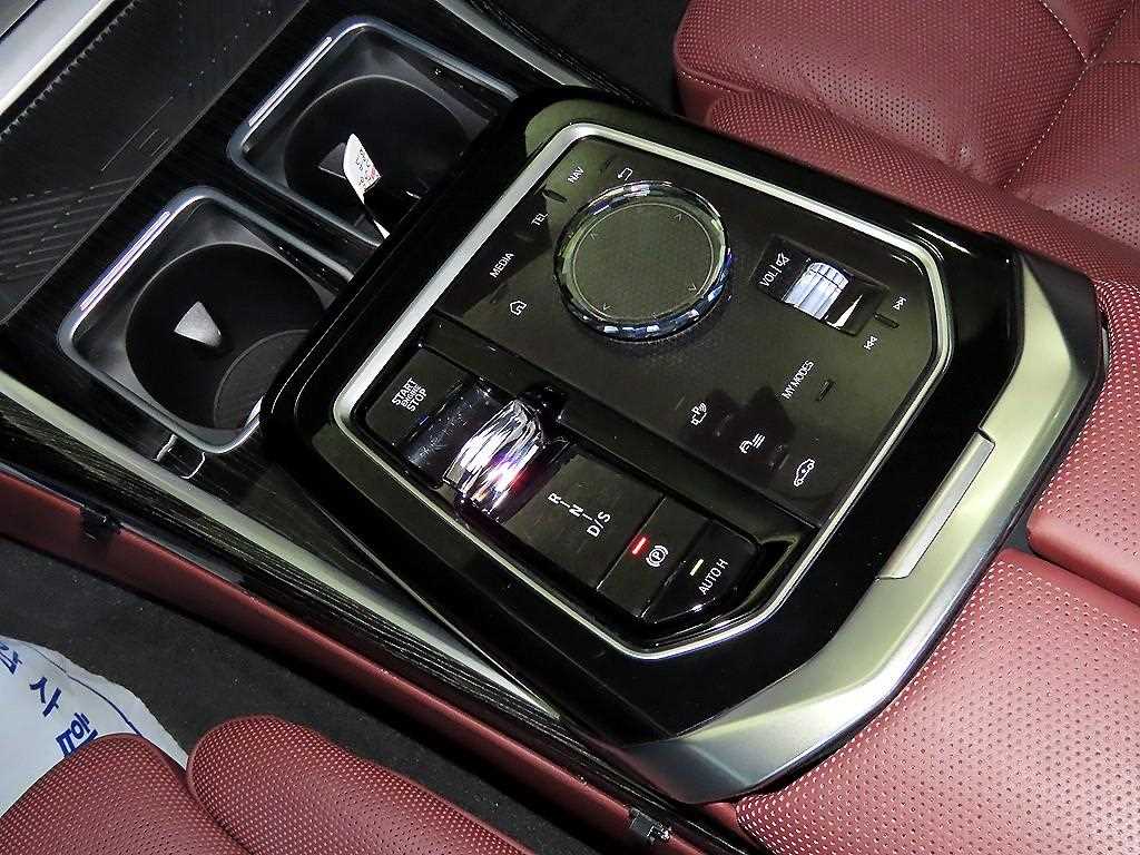 BMW 7 Series - Vista 12