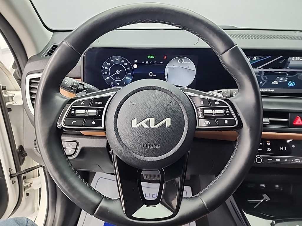 KIA Seltos - Vista 9