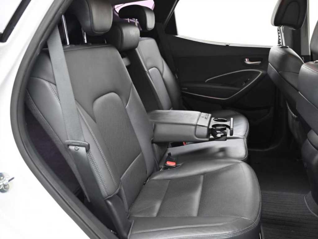 HYUNDAI Santa Fe - Vista 11