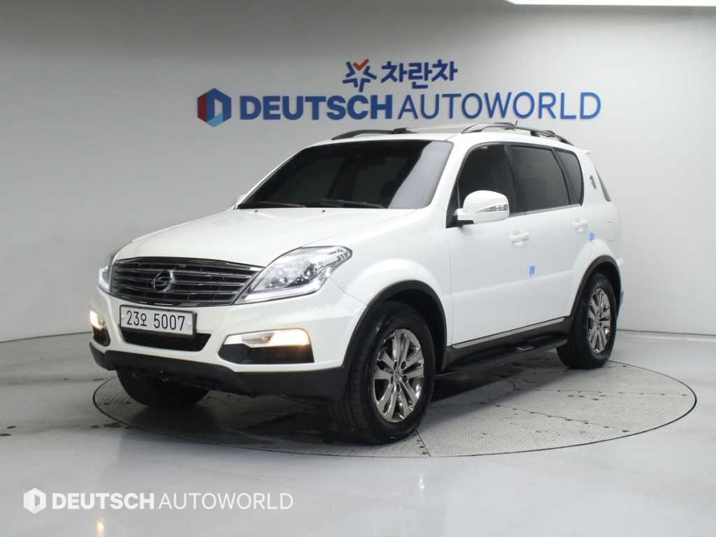 Ssangyong Rexton 2015 Blanco - Importación desde Corea - HF Imports Iquique - Foto 1
