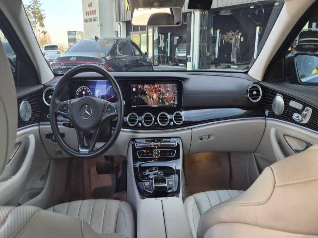 Mercedes Benz E class 2017 Azul - Importación desde Corea - HF Imports Iquique - Foto 14