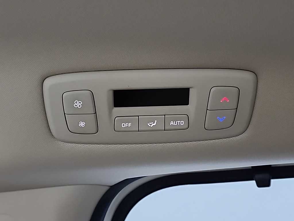 KIA Carnival 2021 Blanco - Importación desde Corea - HF Imports Iquique - Foto 13