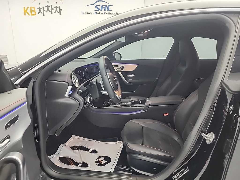 Mercedes Benz CLA Class - Vista 11