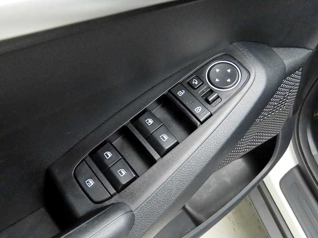 KIA Seltos - Vista 11