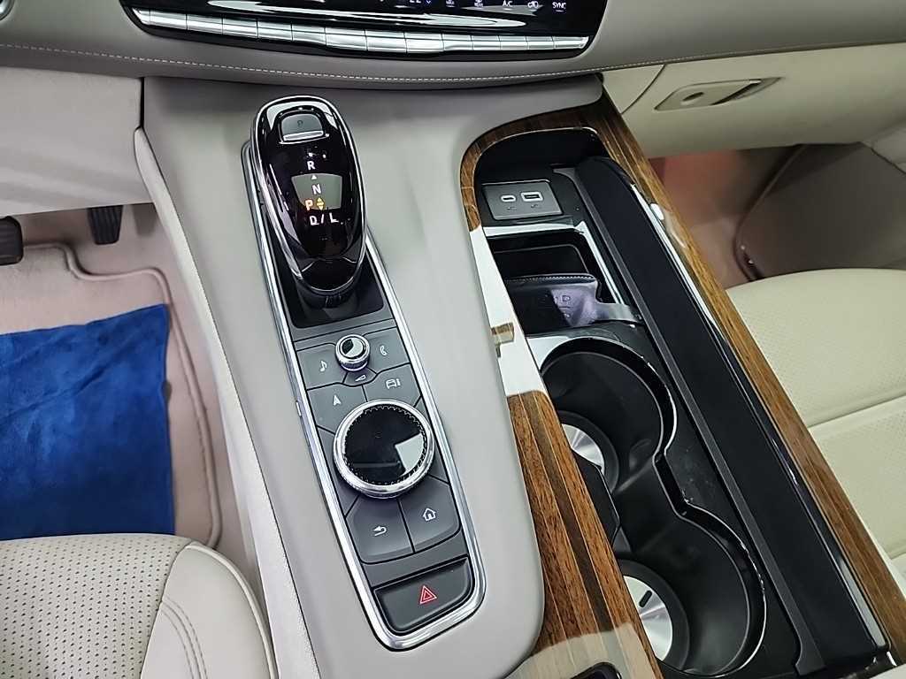 Cadillac Escalade - Vista 8