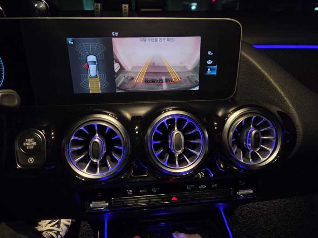 Mercedes Benz GLA Class - Vista 7