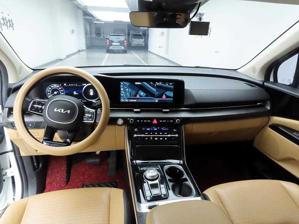 KIA Carnival - Vista 6