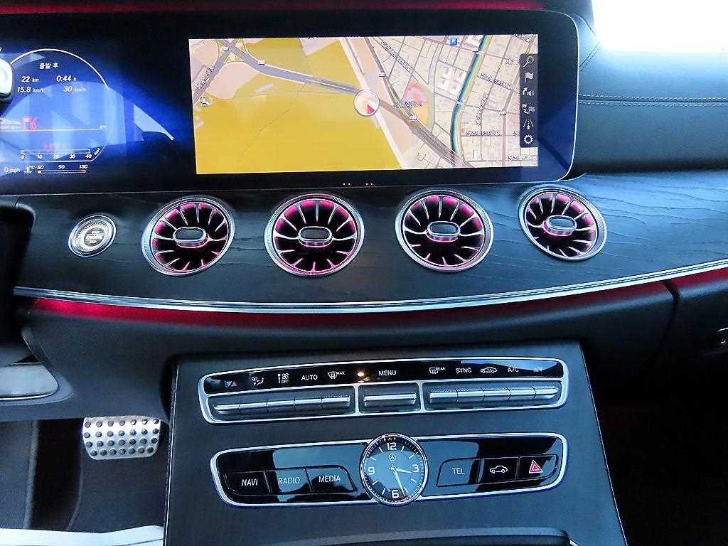 Mercedes Benz E class 2017 Gris - Importación desde Corea - HF Imports Iquique - Foto 15