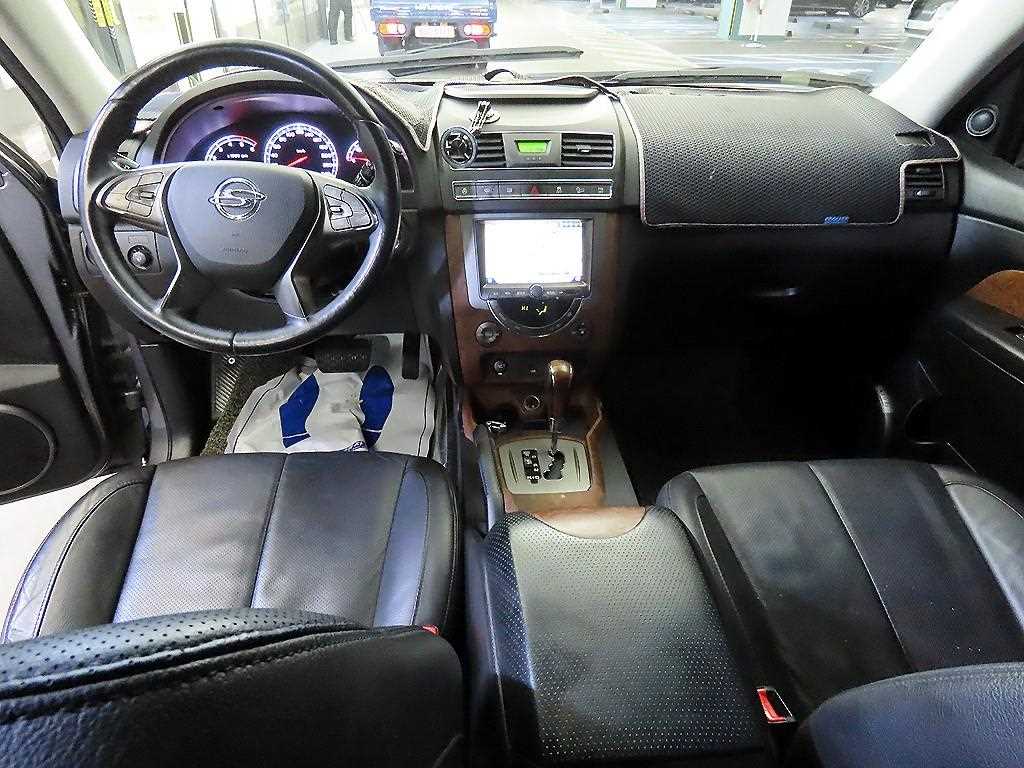 Ssangyong Rexton - Vista 10