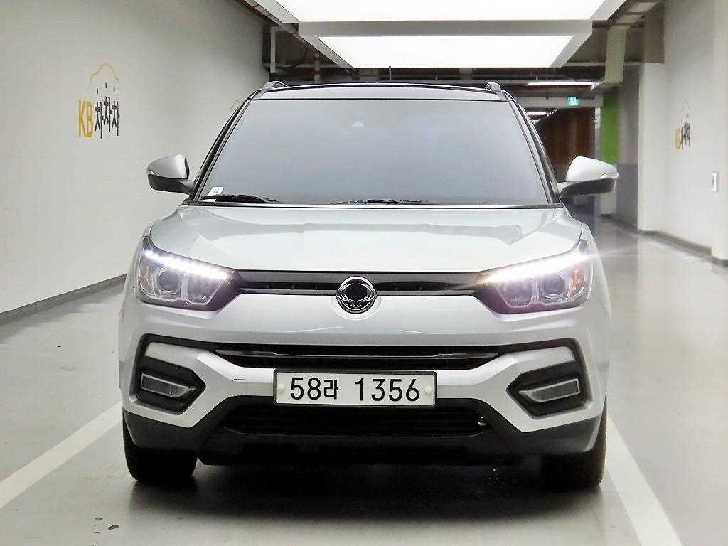 Ssangyong Tivoli 2018 Plateado - Importación desde Corea - HF Imports Iquique - Foto 1