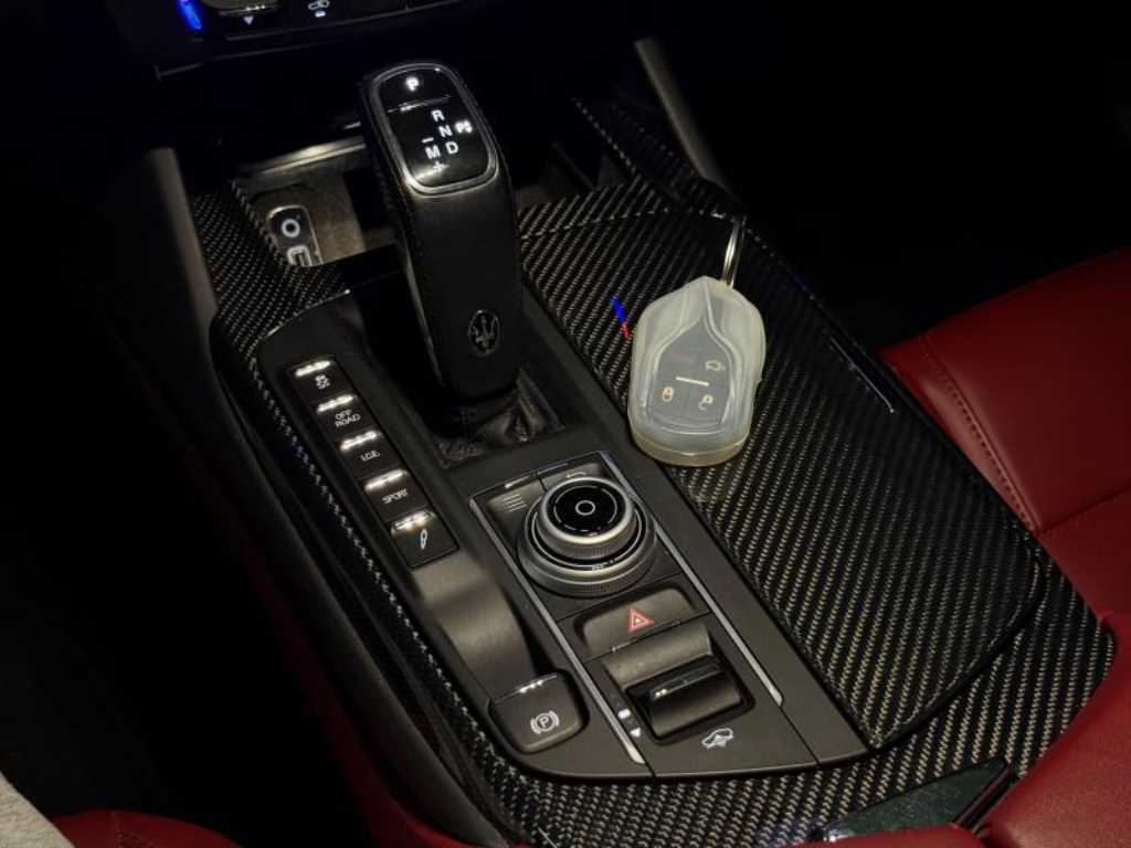 Maserati Levante 2019 Blanco - Importación desde Corea - HF Imports Iquique - Foto 16