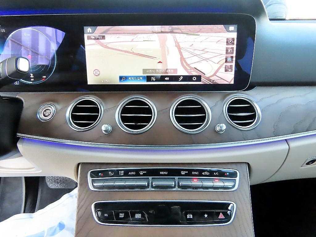 Mercedes Benz E class 2021 Blanco - Importación desde Corea - HF Imports Iquique - Foto 13