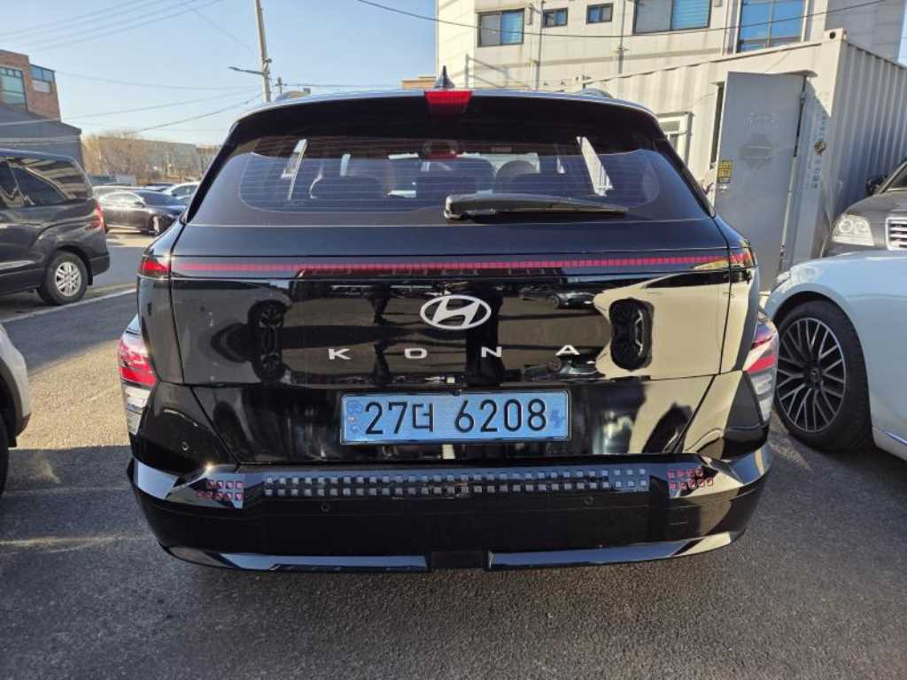 HYUNDAI Kona - Vista 3
