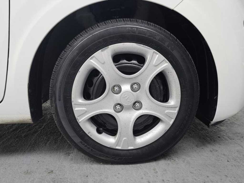 KIA Morning - Vista 4