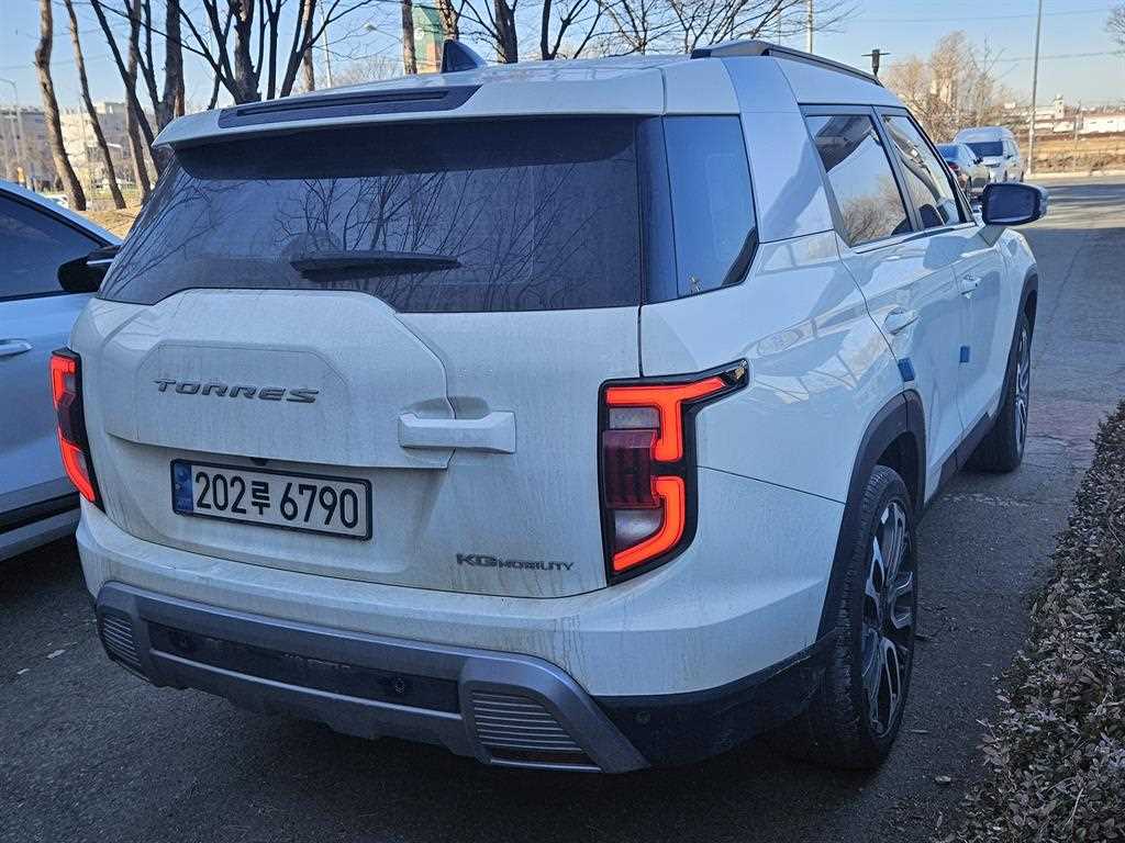 Ssangyong Torres - Vista 3
