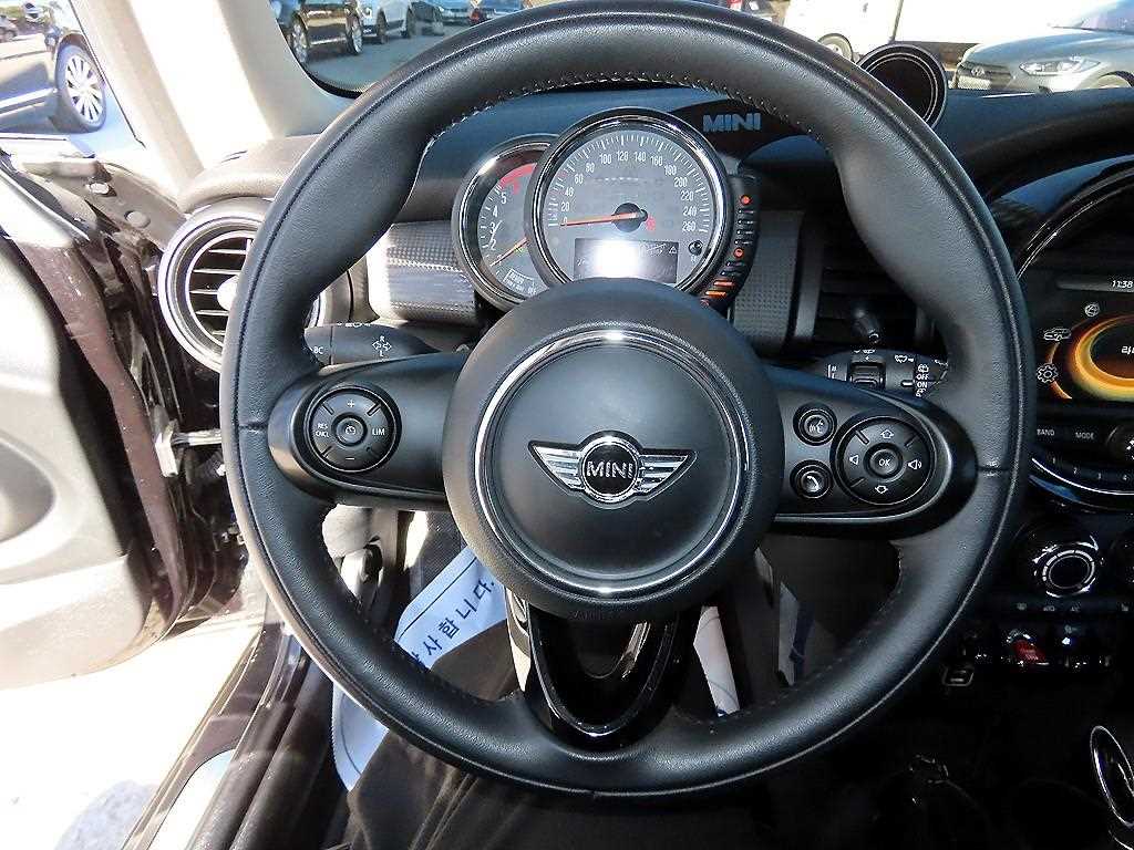 Mini Cooper - Vista 8