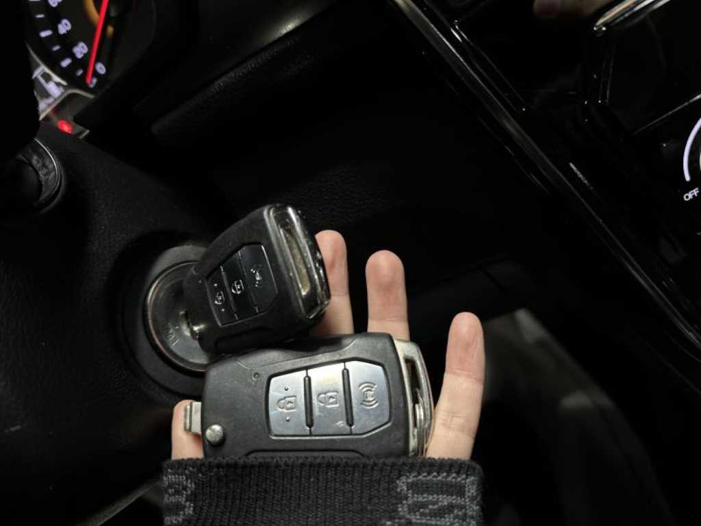 Ssangyong Tivoli - Vista 9