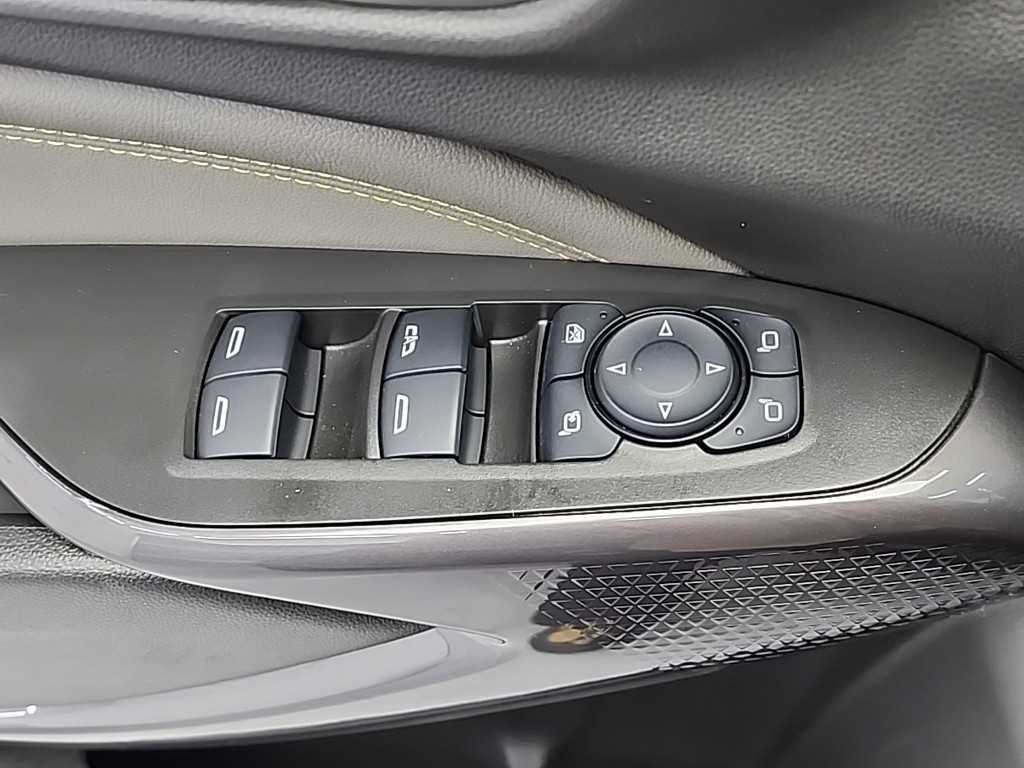 Chevrolet Trax 2024 Negro - Importación desde Corea - HF Imports Iquique - Foto 18