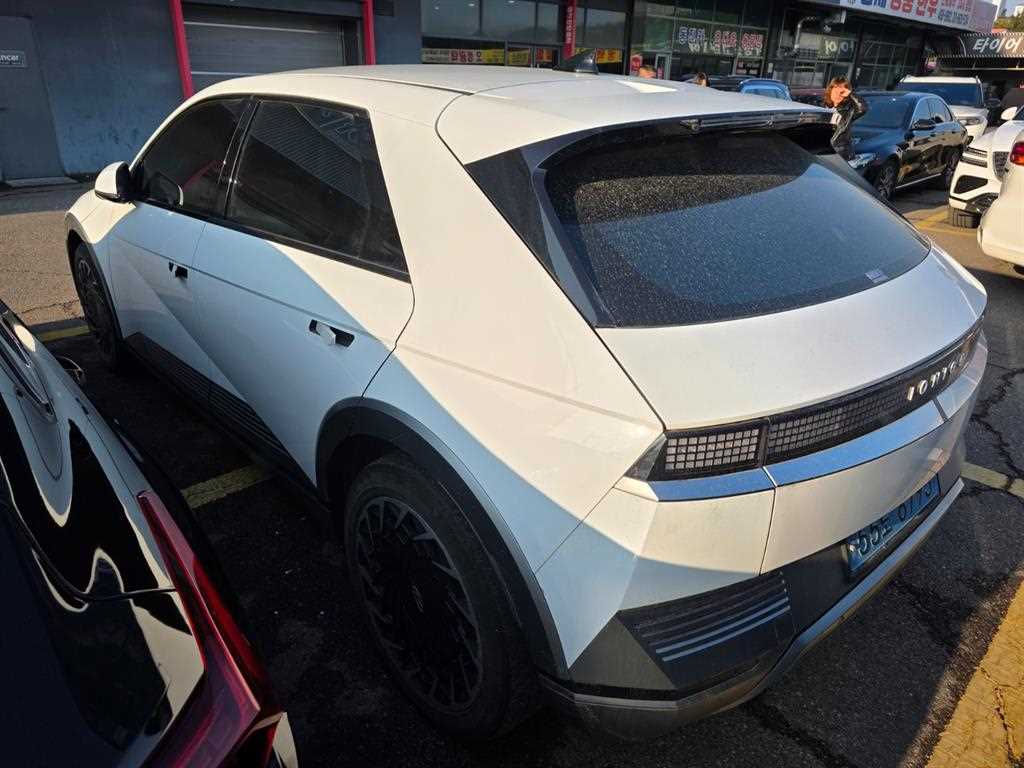 HYUNDAI Ioniq 5 - Vista 2