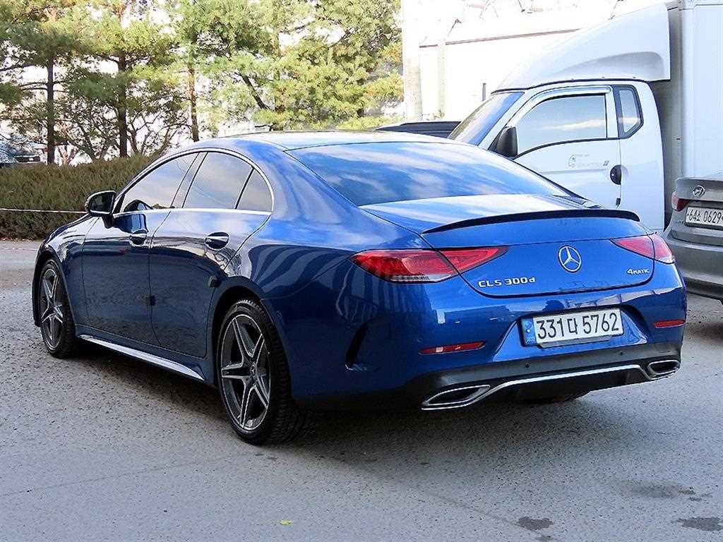 Mercedes Benz CLS Class - Vista 3