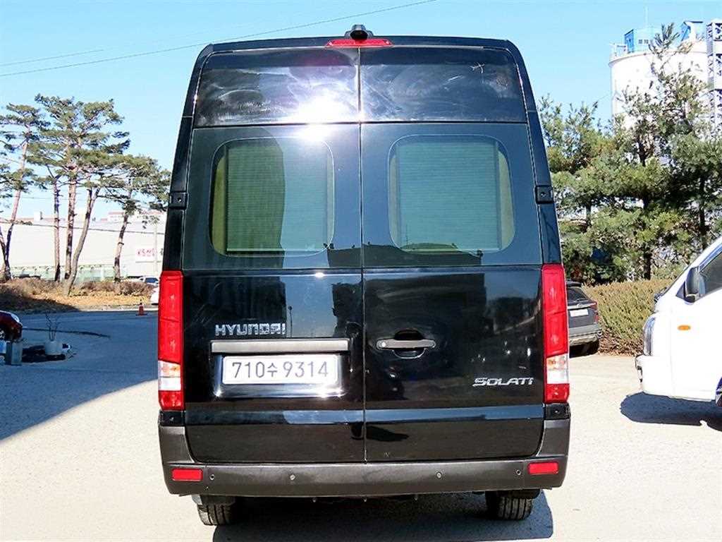 HYUNDAI Solati - Vista 4