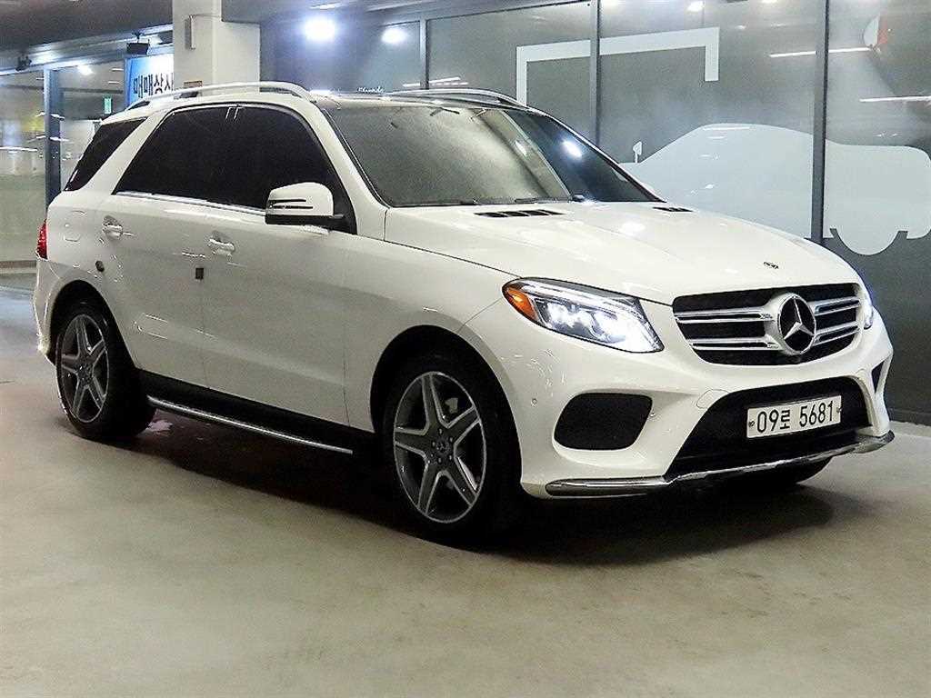 Mercedes Benz GLE Class 2018 Blanco - Importación desde Corea - HF Imports Iquique - Foto 1