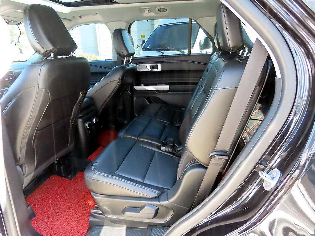 Ford Explorer - Vista 6