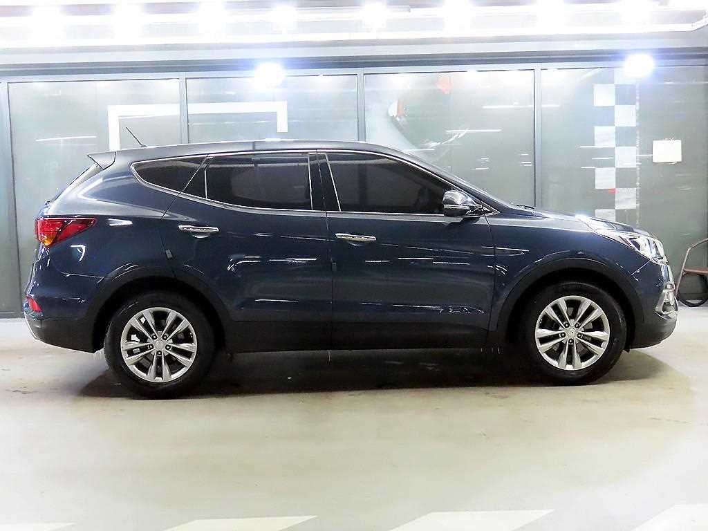 HYUNDAI Santa Fe - Vista 3