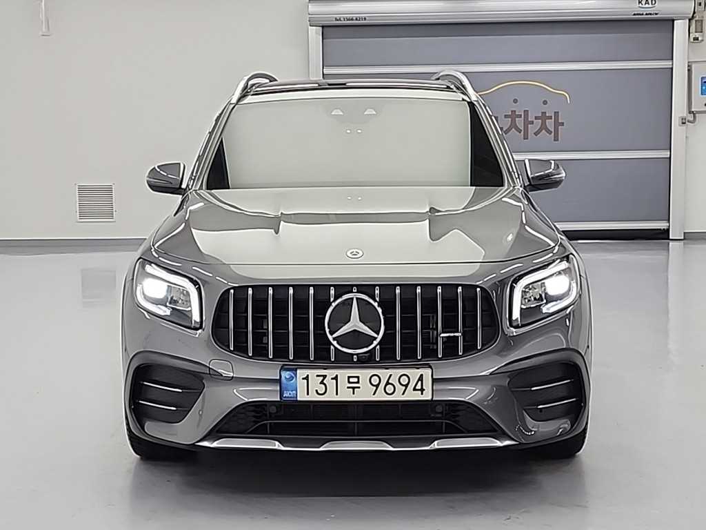 Mercedes Benz GLB Class - Vista 2