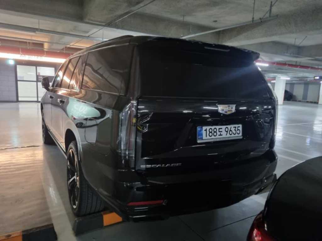 Cadillac Escalade - Vista 4