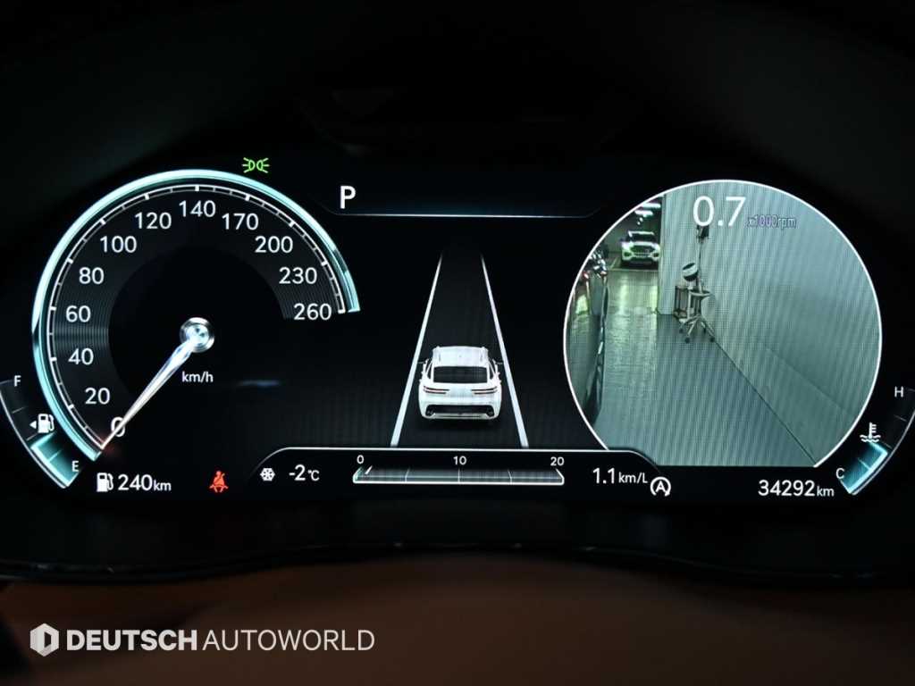 Genesis GV70 - Vista 8