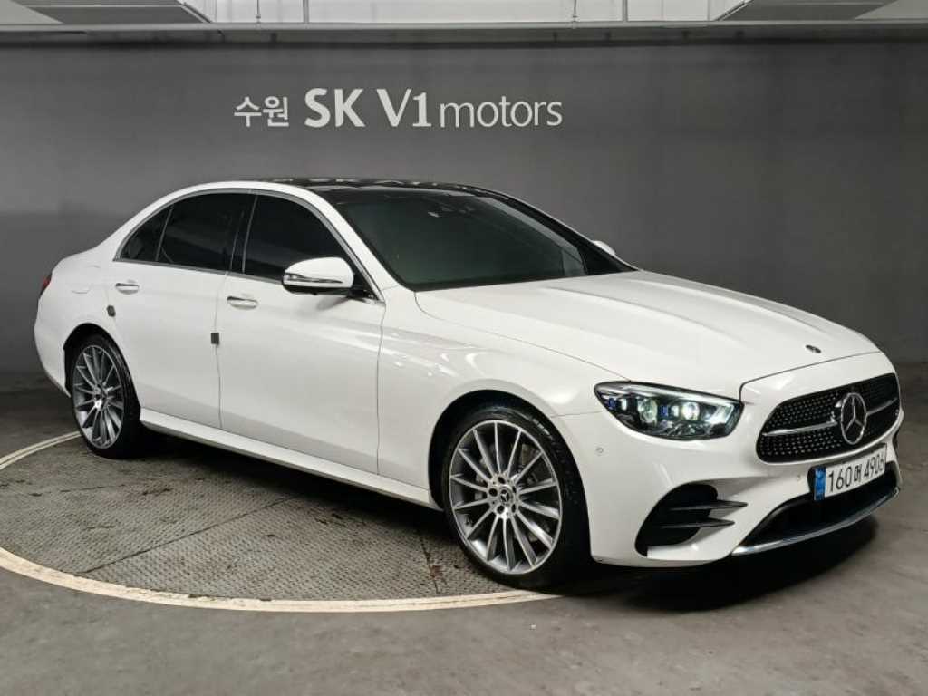 Mercedes Benz E class - Vista 5