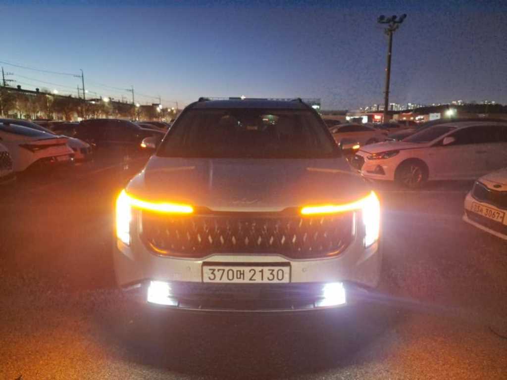 KIA Carnival 2024 Gris - Importación desde Corea - HF Imports Iquique - Foto 1