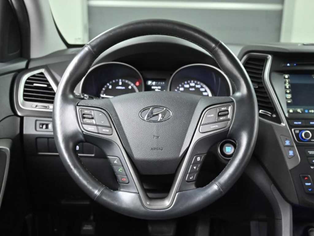 HYUNDAI Santa Fe - Vista 12