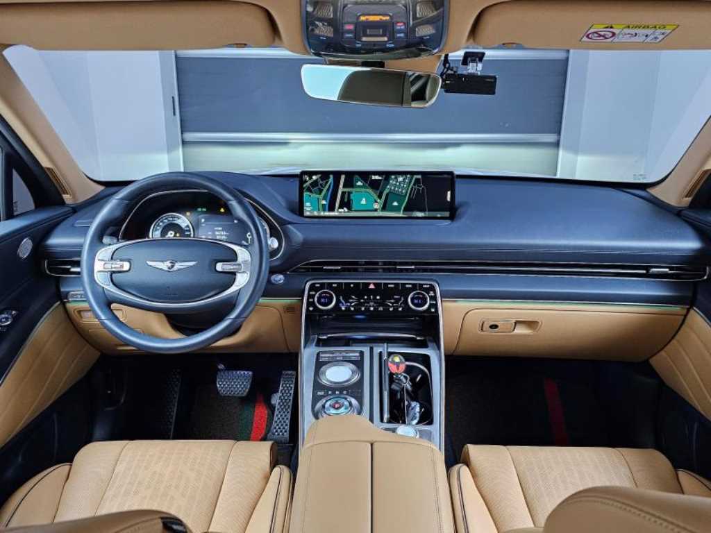 Genesis GV80 - Vista 7