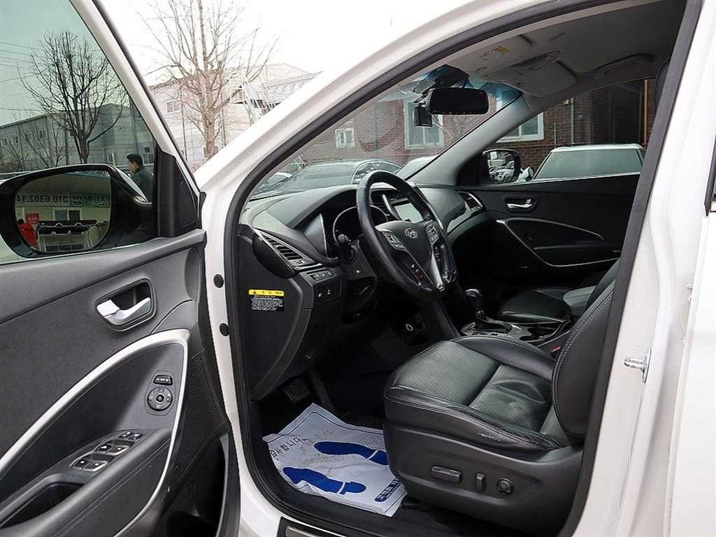 HYUNDAI Santa Fe - Vista 6