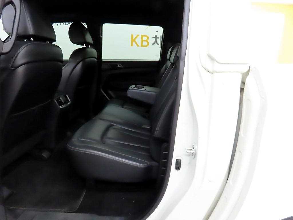 Ssangyong Rexton - Vista 6